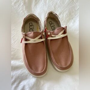 Hey Dude Wendy Rise Chambray Rose | Women's Slip On Loafers | Size 11.